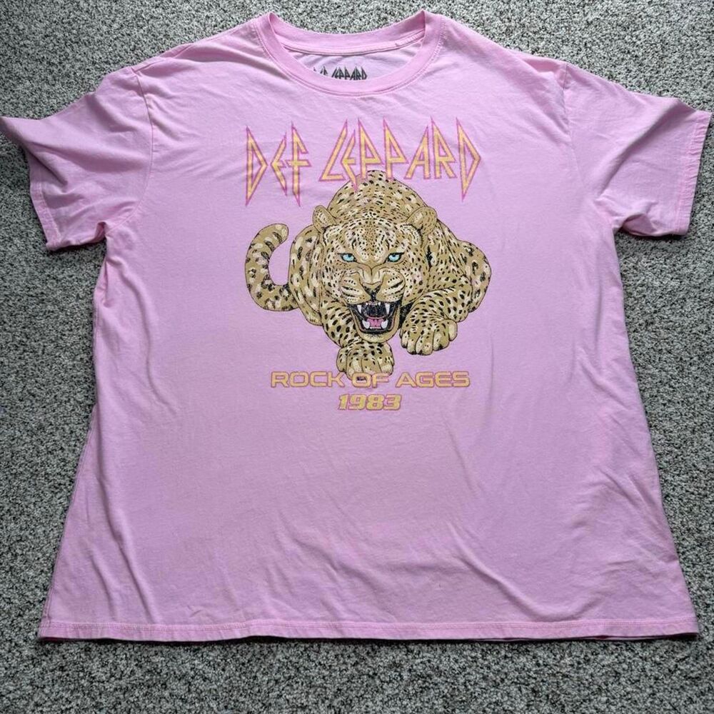Unbranded Men's Pink T-shirt
